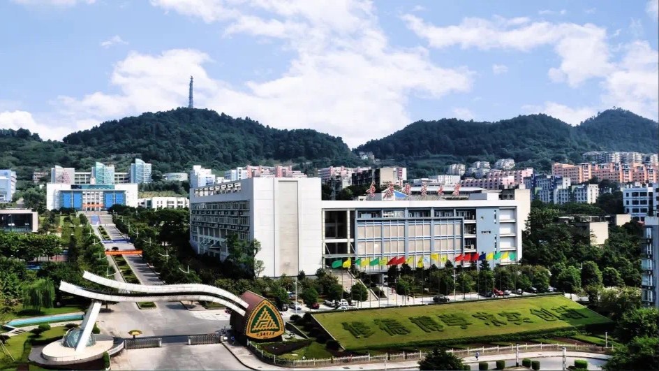 立達(dá)信中標(biāo)重慶郵電大學(xué)物聯(lián)實(shí)驗(yàn)室智能管理項(xiàng)目，賦能智慧教育新未來(lái)！